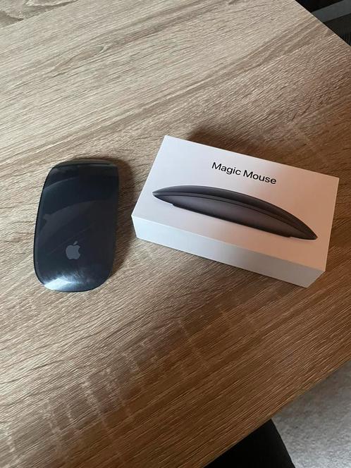 Apple magic mouse zwart, Computers en Software, Muizen, Zo goed als nieuw, Muis, Linkshandig, Rechtshandig, Draadloos, Ophalen of Verzenden
