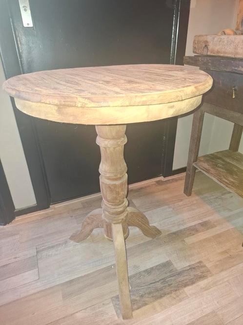 hout stoer en sober, Antiek en Kunst, Antiek | Meubels | Tafels, Ophalen
