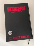 Berserk deluxe edition volume 01, Ophalen of Verzenden, Zo goed als nieuw