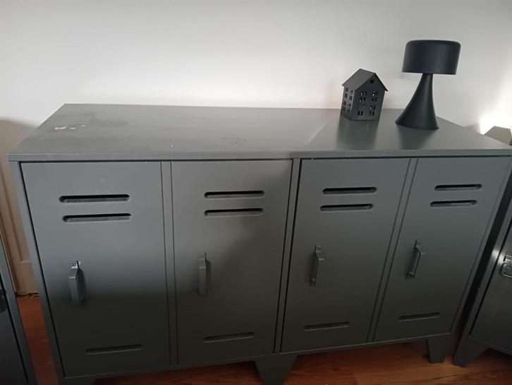 WOOOD nachtkastjes en kastje, Huis en Inrichting, Kasten | Lockerkasten, Gebruikt, Ophalen