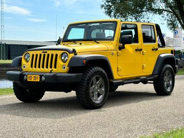 Jeep Wrangler Unlimited 3.8 Sahara | Youngtimer | Targa dak  beschikbaar voor biedingen