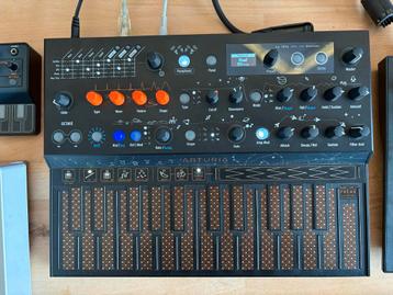 Arturia MicroFreak Synthesizer Stellar - Zo goed als nieuw! beschikbaar voor biedingen