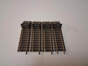 4 x fleischmann 6102 stootbokken in bijna nieuw staat beschikbaar voor biedingen