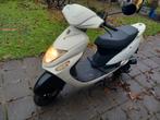 Zeer nette scooter uit 2015 !!!, Ophalen, BTC, Zo goed als nieuw, Benzine