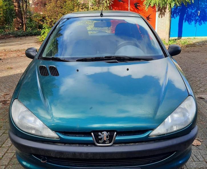 Peugeot 206, Auto's, Peugeot, Particulier, Airbags, Elektrische ramen, Radio, Trekhaak, Benzine, Handgeschakeld, Groen, Stof, Voorwielaandrijving