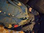 2 legerjassen, Verzamelen, Ophalen of Verzenden, Landmacht, Kleding of Schoenen