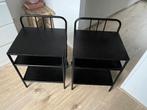 Twee bijzettafeltjes / nachtkastjes zwart metaal IKEA, Huis en Inrichting, Slaapkamer | Nachtkastjes, Ophalen, Metaal of Aluminium