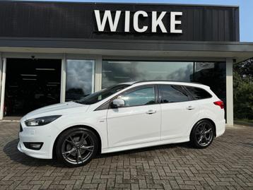 Ford Focus Wagon 1.5 ST-Line 150 PK Navigatie PDC Clima Crui beschikbaar voor biedingen