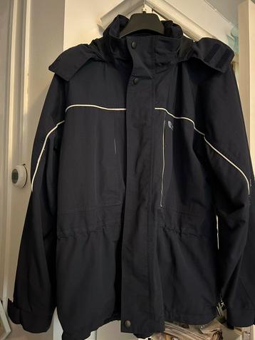 Heten Outdoor Jas, L beschikbaar voor biedingen