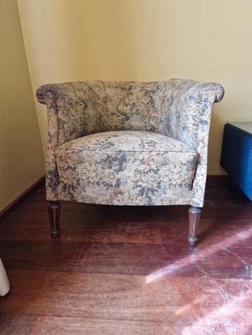 2 vintage fauteuiltjes, hebben een opknapbeurt nodig  beschikbaar voor biedingen