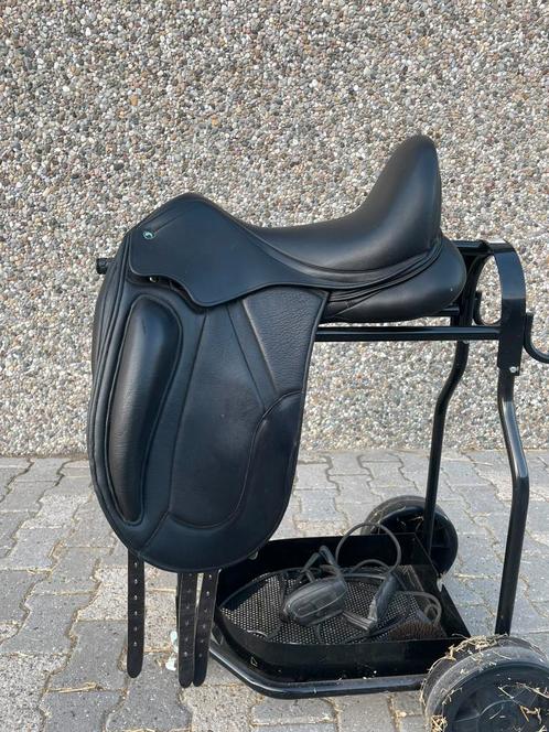 Graziozo Domenico 17,5 inch, Dieren en Toebehoren, Paarden en Pony's | Zadels, Zo goed als nieuw, Dressuur, Ophalen of Verzenden