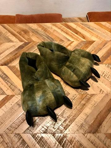 Pantoffels maat 36/37 beschikbaar voor biedingen