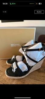 Nieuwe Michael kors sleehakken maat 38, Kleding | Dames, Schoenen, Ophalen of Verzenden, Nieuw