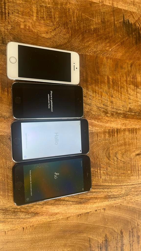 4 verschillende Iphone’s, Telecommunicatie, Mobiele telefoons | Apple iPhone, Gebruikt, Ophalen