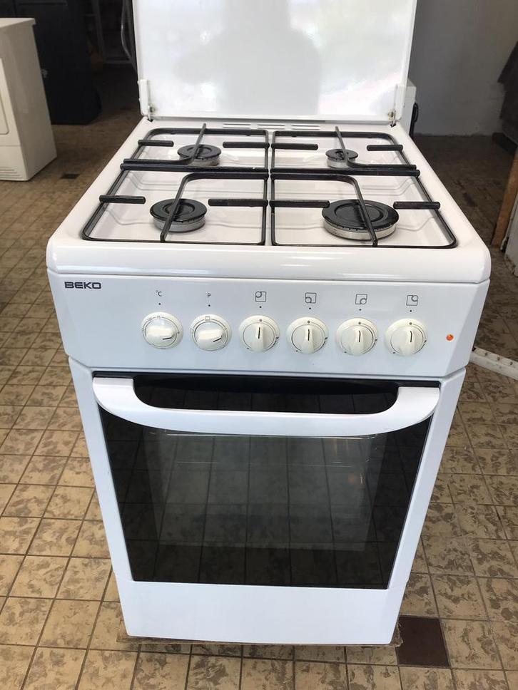 Te koop Beko Gasfornuis 49,5 CM Breed in Zeer Goed Staat, Witgoed en Apparatuur, Fornuizen, Zo goed als nieuw, Vrijstaand, Gas