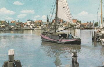 VOLENDAM Haven  kl.f. beschikbaar voor biedingen