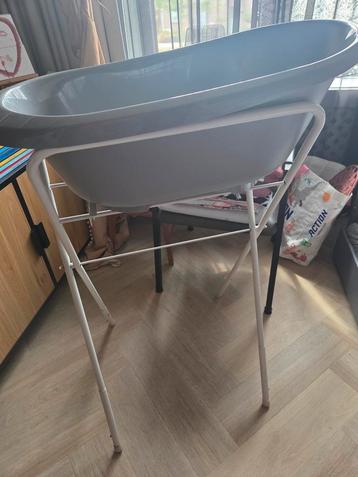 Bebe jou baby badje Grijs met wit standaard beschikbaar voor biedingen