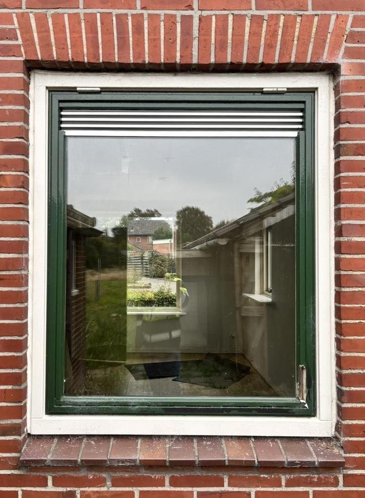 4 stuks houten uitzetraam kozijnen met ventilatierooster, Doe-het-zelf en Verbouw, Glas en Ramen, Gebruikt, Gevelraam of Ruit