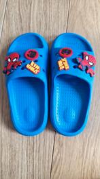 Spiderman slippers maat 33, Kinderen en Baby's, Ophalen of Verzenden, Nieuw, Jongen