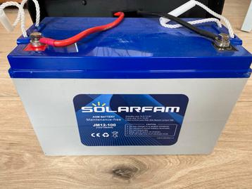 Solarfam 12V 100AH AGM Accu met Power Center beschikbaar voor biedingen
