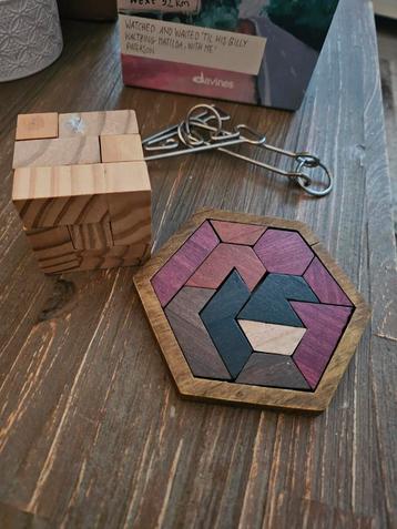 Diverse Puzzels - Houten Blokken, Tangram, Metaal beschikbaar voor biedingen