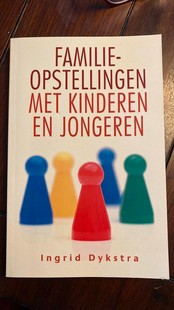Familieopstellingen met kinderen en jongeren, Boeken, Psychologie, Zo goed als nieuw, Ontwikkelingspsychologie, Ophalen of Verzenden