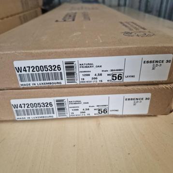 Verschillende soorten Tarkett plak PVC vloer (rest) beschikbaar voor biedingen