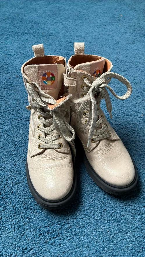 Witte meiden laarzen, maat 31, Develab, rits en klitteband, Kinderen en Baby's, Kinderkleding | Schoenen en Sokken, Zo goed als nieuw