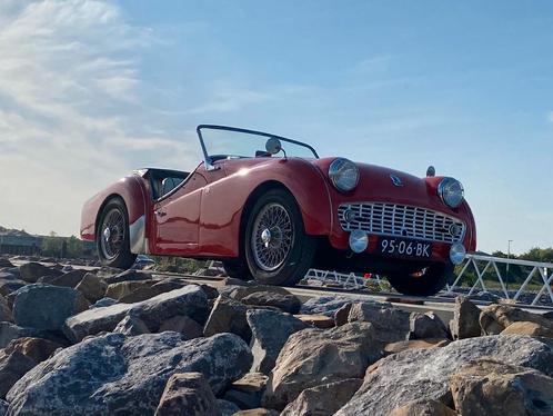 Triumph TR3 TR3A, Auto's, Oldtimers, Particulier, Triumph, Benzine, Cabriolet, Handgeschakeld, Rood, Overige kleuren, Kunstmatig leder