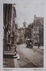 Oude gelopen briefkrt: Kijkje in de Wijnstraat in Dordrecht, Ophalen of Verzenden, 1920 tot 1940, Gelopen, Zuid-Holland