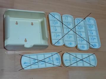 pillendoos onderdeel klembeugel medicaset beschikbaar voor biedingen