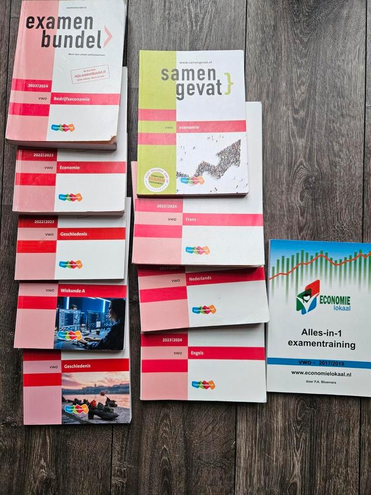 VWO Examenbundels en Samengevat Boeken, Boeken, Studieboeken en Cursussen, Gelezen, WO, Ophalen of Verzenden