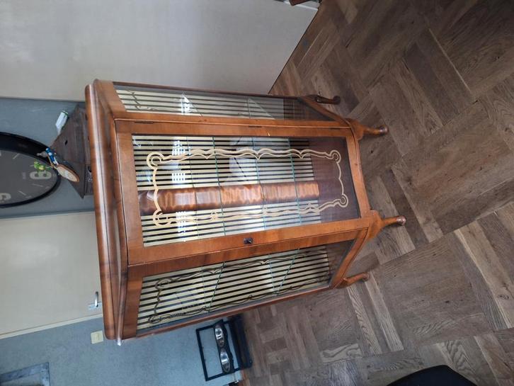 vintage midcentury vitrine kastje.geheel in originele staat, Antiek en Kunst, Antiek | Meubels | Kasten, Ophalen of Verzenden