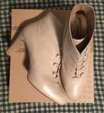 Bruidsschoenen Bruidslaarsjes maat 7 (40) zeer goede staat, Kleding | Dames, Schoenen, Ophalen, Overige kleuren, Lage of Enkellaarzen