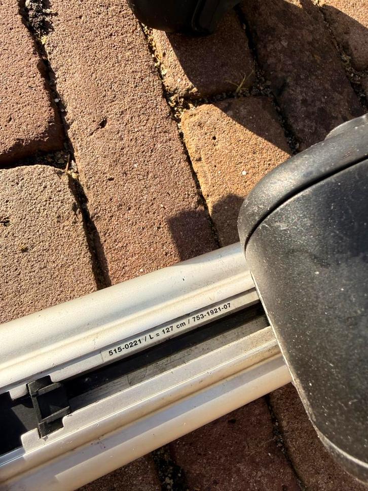 Thule WingBar Evo dakdragers 127cm + Rapid System, Auto diversen, Dakdragers, Zo goed als nieuw, Ophalen of Verzenden