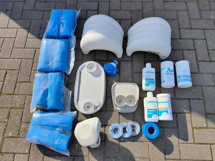 Intex spa pakket accessoires, Tuin en Terras, Bubbelbaden en Hottubs, Zo goed als nieuw, Ophalen