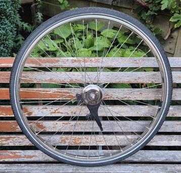 Zo goed als nieuw 28 inch voorwiel met rollerbrake  beschikbaar voor biedingen
