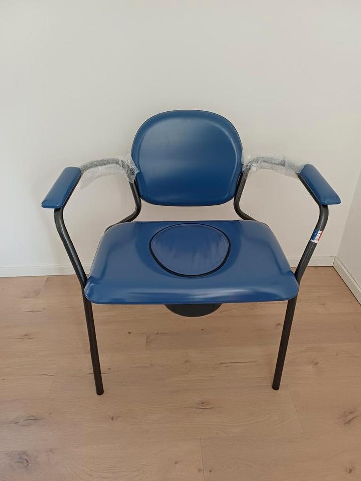 Postoel XL belastbaar tot 160 kg, Diversen, Verpleegmiddelen, Zo goed als nieuw, Ophalen