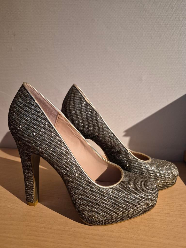 Gouden glitter pumps 37, Pumps, Overige kleuren, Ophalen of Verzenden, Zo goed als nieuw