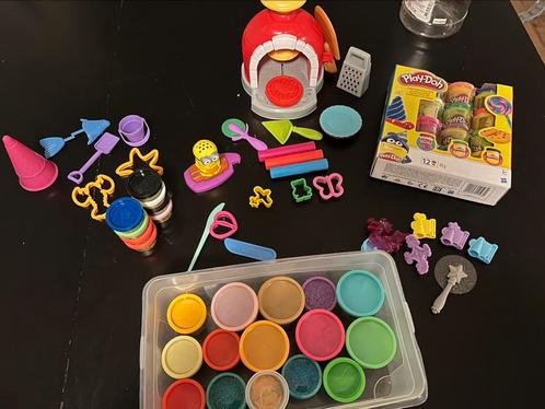 PlayDoh groot pakket met pizza ovenset en veel klei, Kinderen en Baby's, Speelgoed | Overig, Zo goed als nieuw, Jongen of Meisje