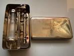 Complete injectiespuit in metalen doosje ORGINAL-RECORD, Antiek en Kunst, Ophalen of Verzenden