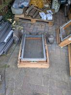 VELUX GGL102(55x78cm), Doe-het-zelf en Verbouw, Glas en Ramen, Ophalen, Gebruikt, Minder dan 80 cm, Dakraam