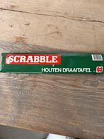 Scrabble houten draaitafel, Hobby en Vrije tijd, Gezelschapsspellen | Bordspellen, Ophalen of Verzenden, Zo goed als nieuw