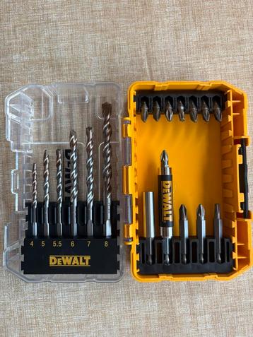 DeWALT bit en boorset beschikbaar voor biedingen