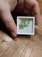 Ronde peridoot cabochons rond, Sieraden, Tassen en Uiterlijk, Edelstenen, Ophalen of Verzenden, Zo goed als nieuw