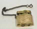 Vintage Kleine Sigaretten Aansteker met Ketting voor Dames., Verzenden, Gebruikt, Aansteker