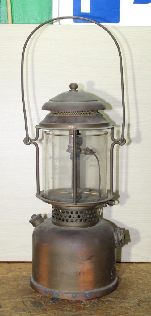 Summit petroleumlamp, Antiek en Kunst, Antiek | Lampen, Ophalen of Verzenden