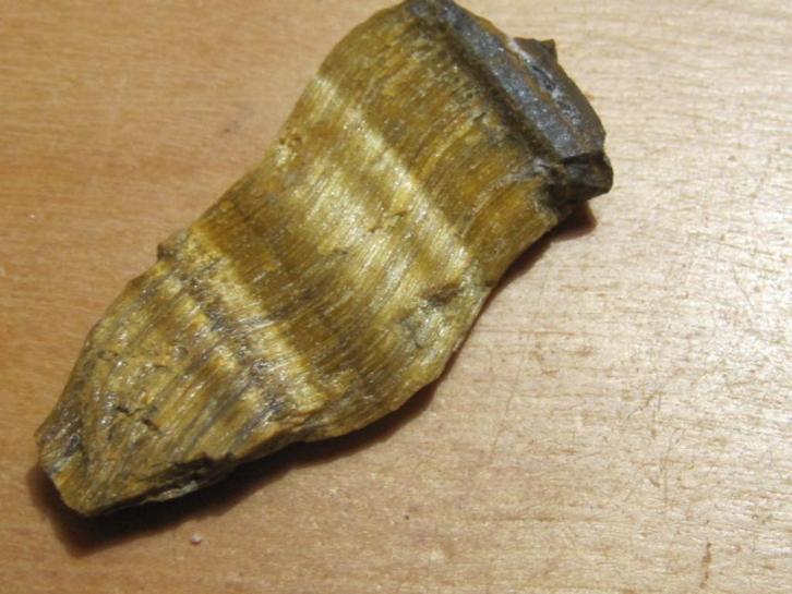 min. 3x ruwe edelsteen TIJGEROOG (3), Verzamelen, Mineralen en Fossielen, Mineraal, Verzenden