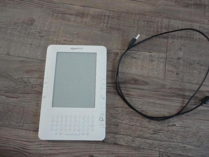TE KOOP  E-READER AMAZON KINDLE DEFINITION /LUISTERBOEK, Computers en Software, E-readers, Gebruikt, 6 inch of minder, Audio, Ophalen of Verzenden