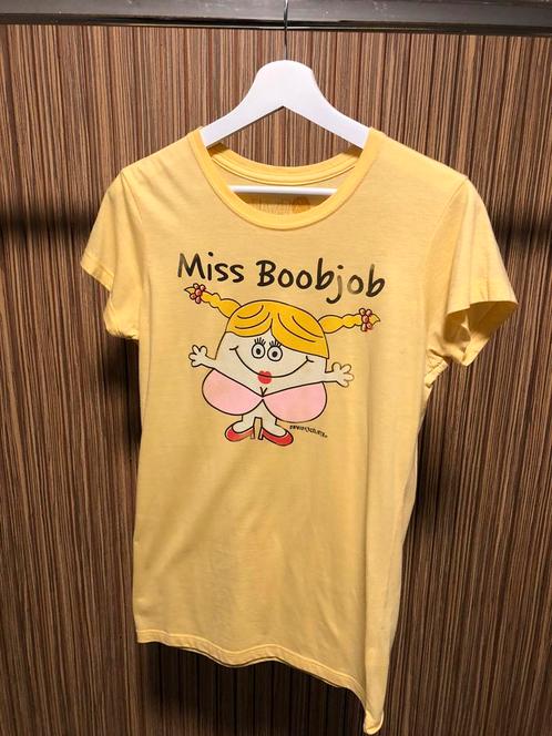 DAVID & GOLIATH top geel kort mouw Miss Boobjob, Kleding | Dames, Tops, Zo goed als nieuw, Maat 46/48 (XL) of groter, Geel, Korte mouw